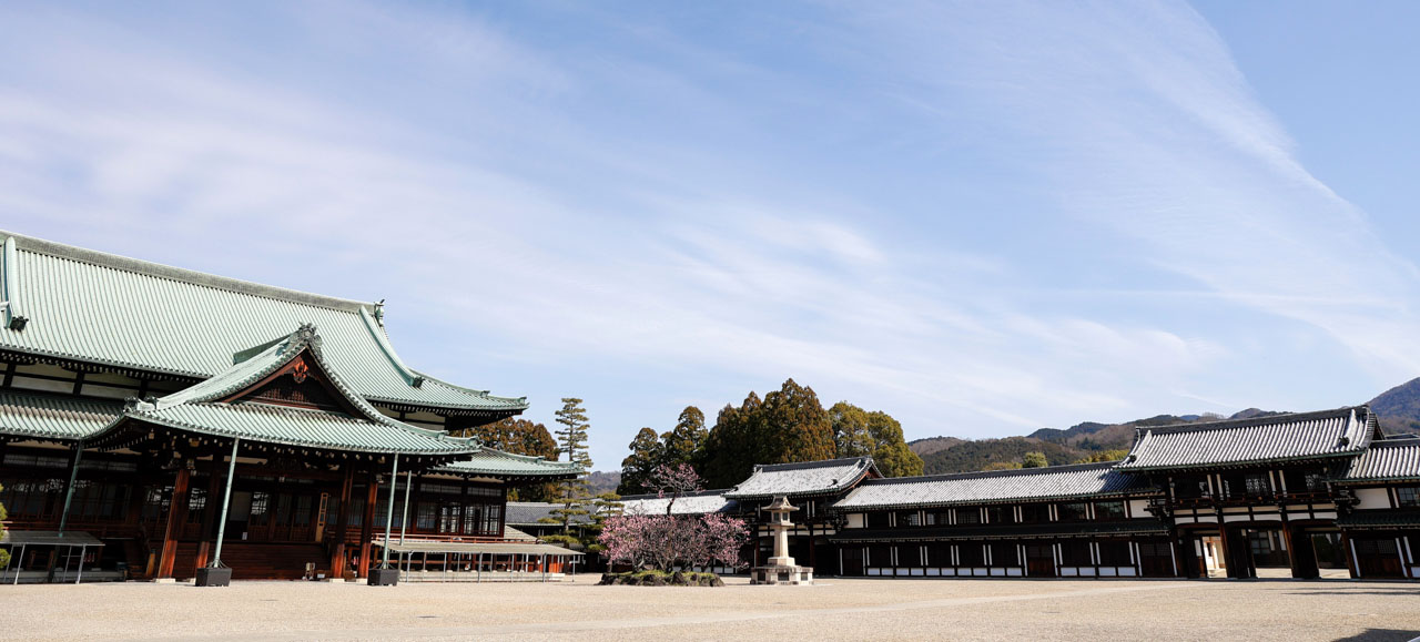 Oyasama 140th Anniversary Students’ Pilgrimage to Jiba—Over 3,700 Students Return to the Home of the Parent